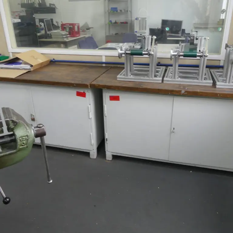 2 Workbench