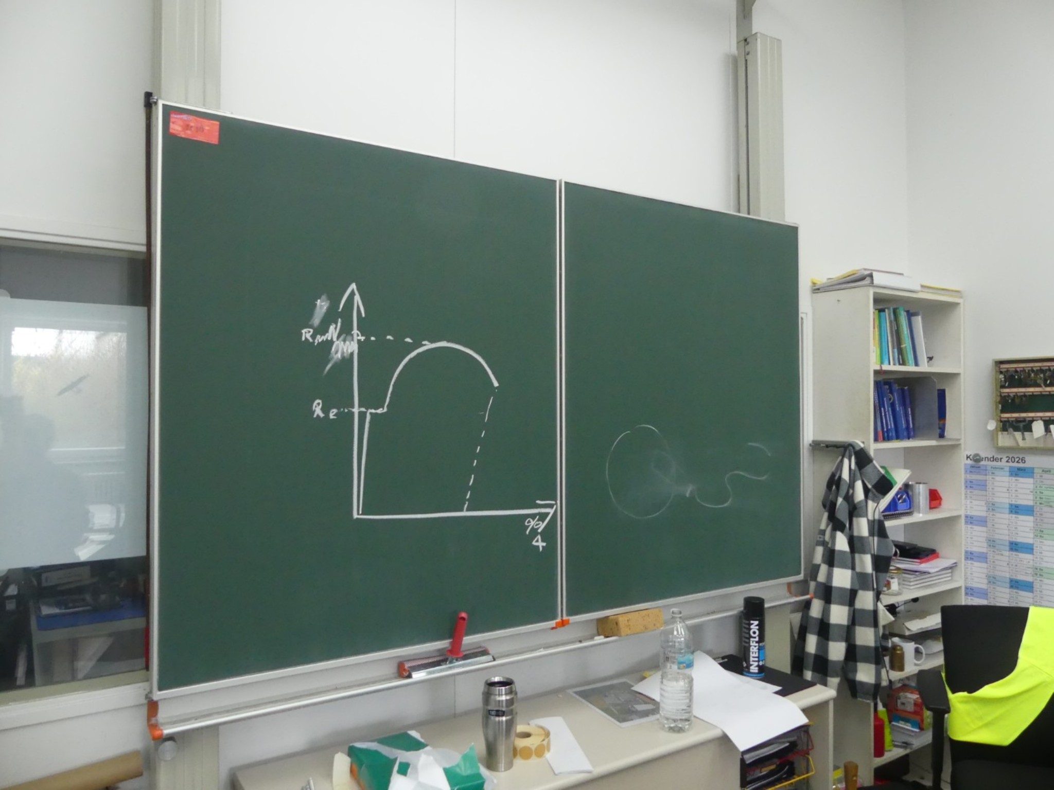 Bearbeitungszentren, metallbearbeitende Maschinen und Produktionslinen aus der Automobilindustrie-1
