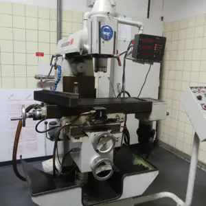 Universal milling machine with Kunzmann UF 6/1