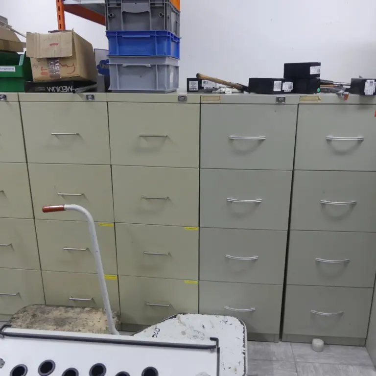 5 Suspended filing cabinet