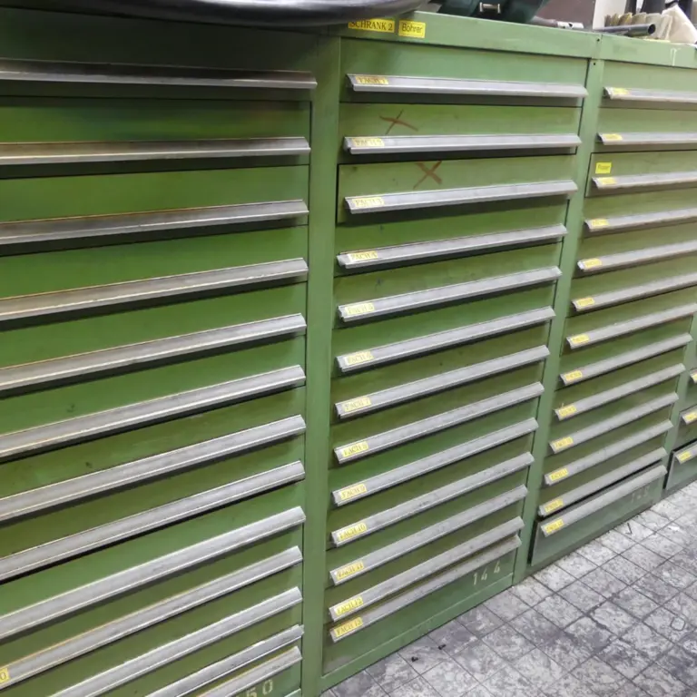 Tool drawer cabinet