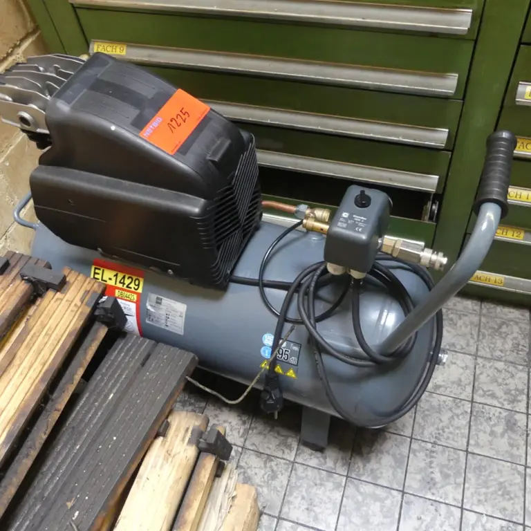 Small compressor Schneider Unimaster UNM 260-10-50 W