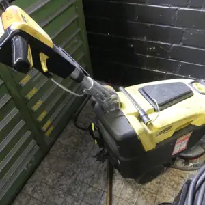 Floor scrubber Kärcher