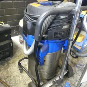 Industrial vacuum cleaner Nilfisk Alto Attix 9