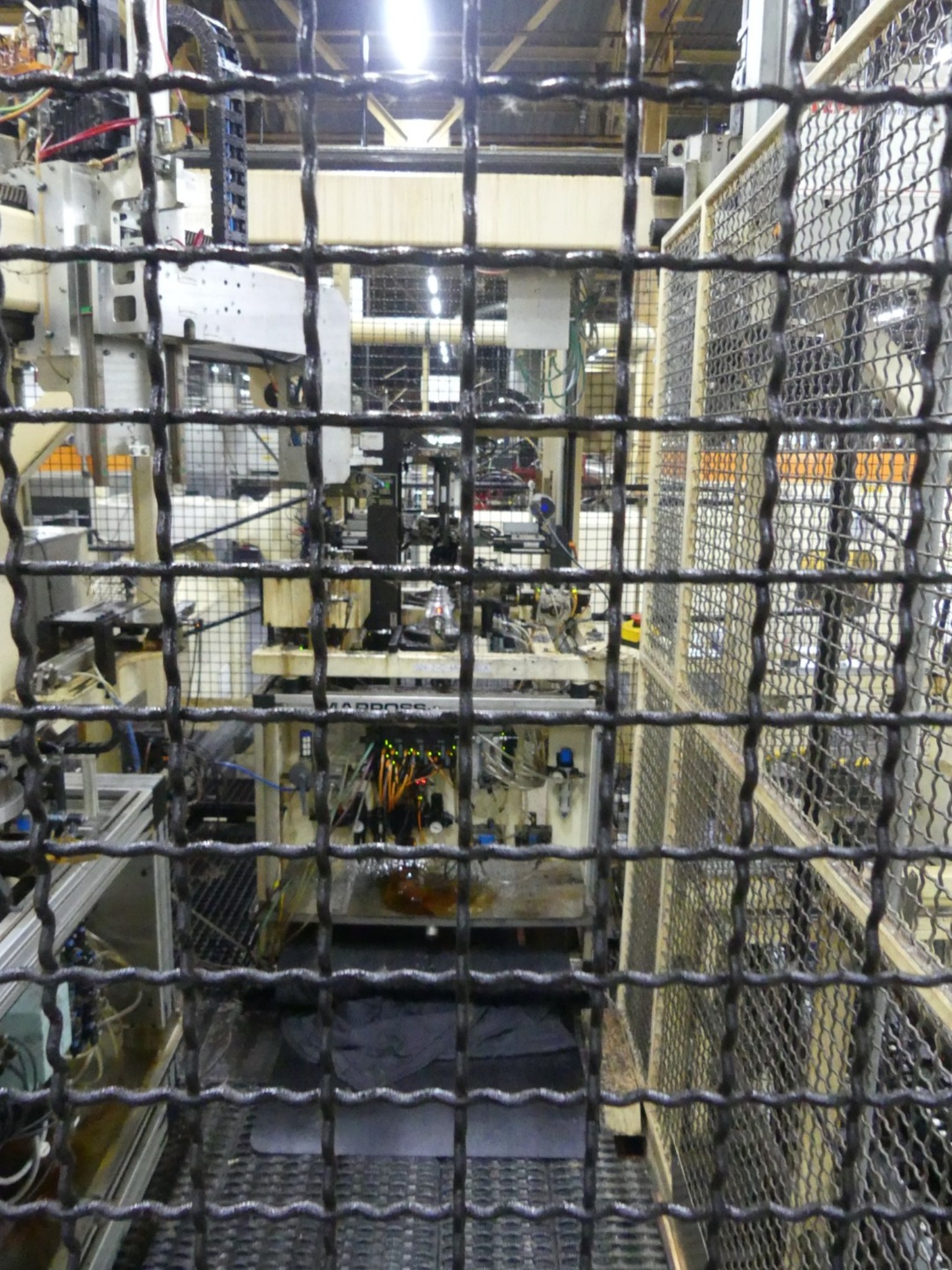 Centros de maquinagem, máquinas para trabalhar metais e linhas de produção da indústria automóvel-15