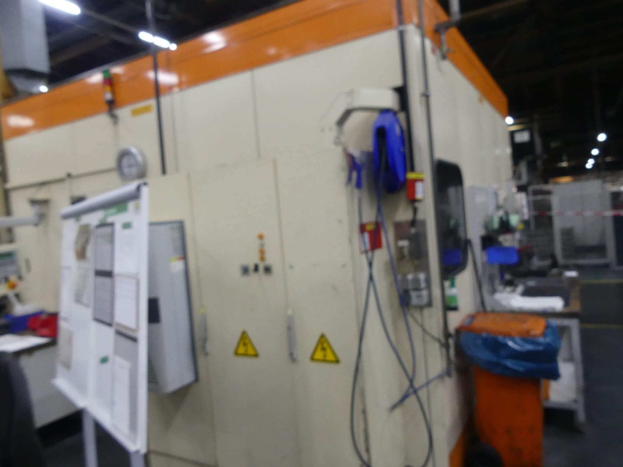Machining centers, metalworking machines and production lines from the automotive industry-9