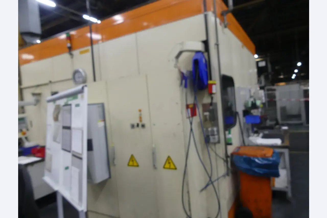 Machining centers, metalworking machines and production lines from the automotive industry-9