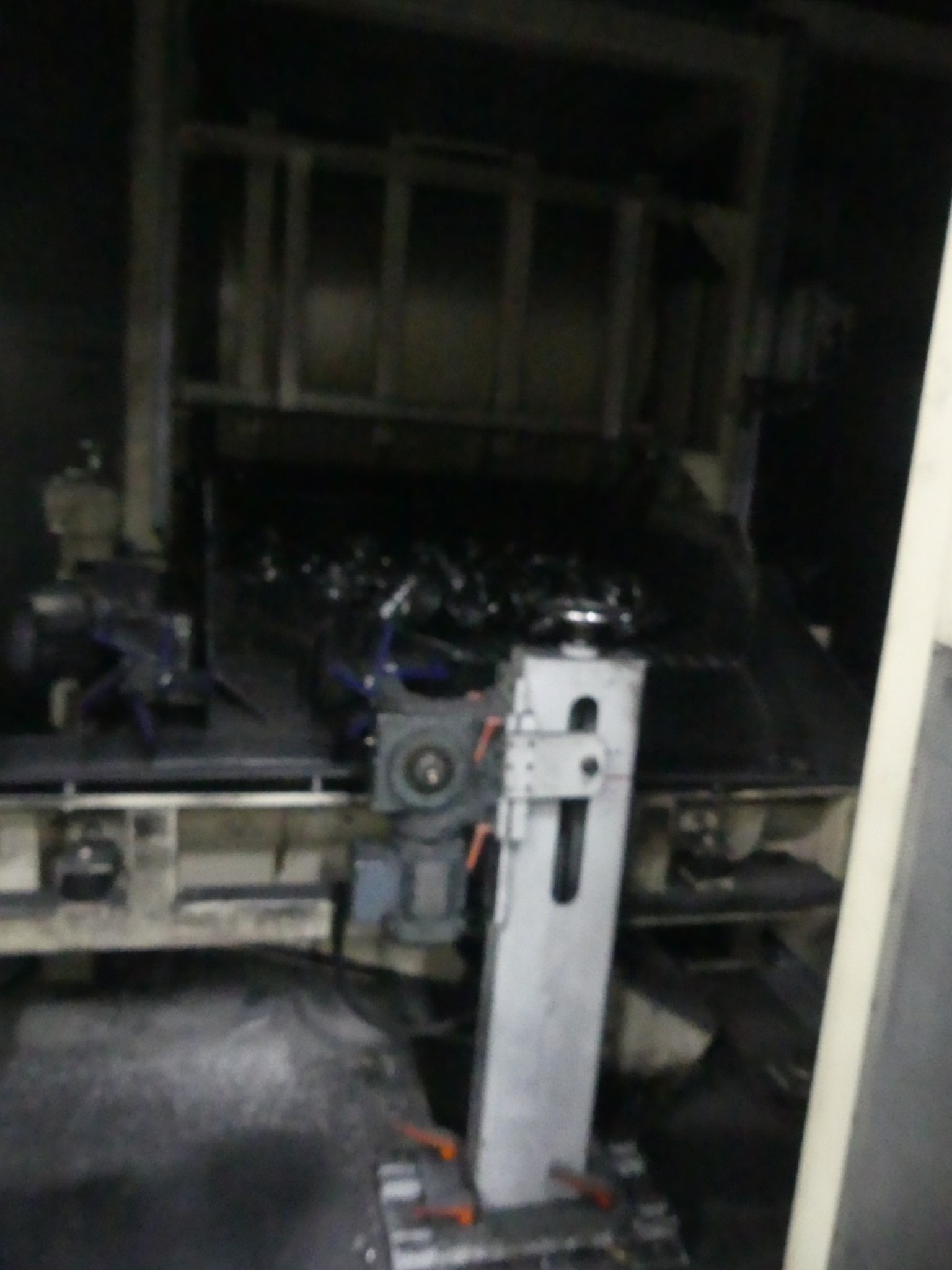 Machining centers, metalworking machines and production lines from the automotive industry-1