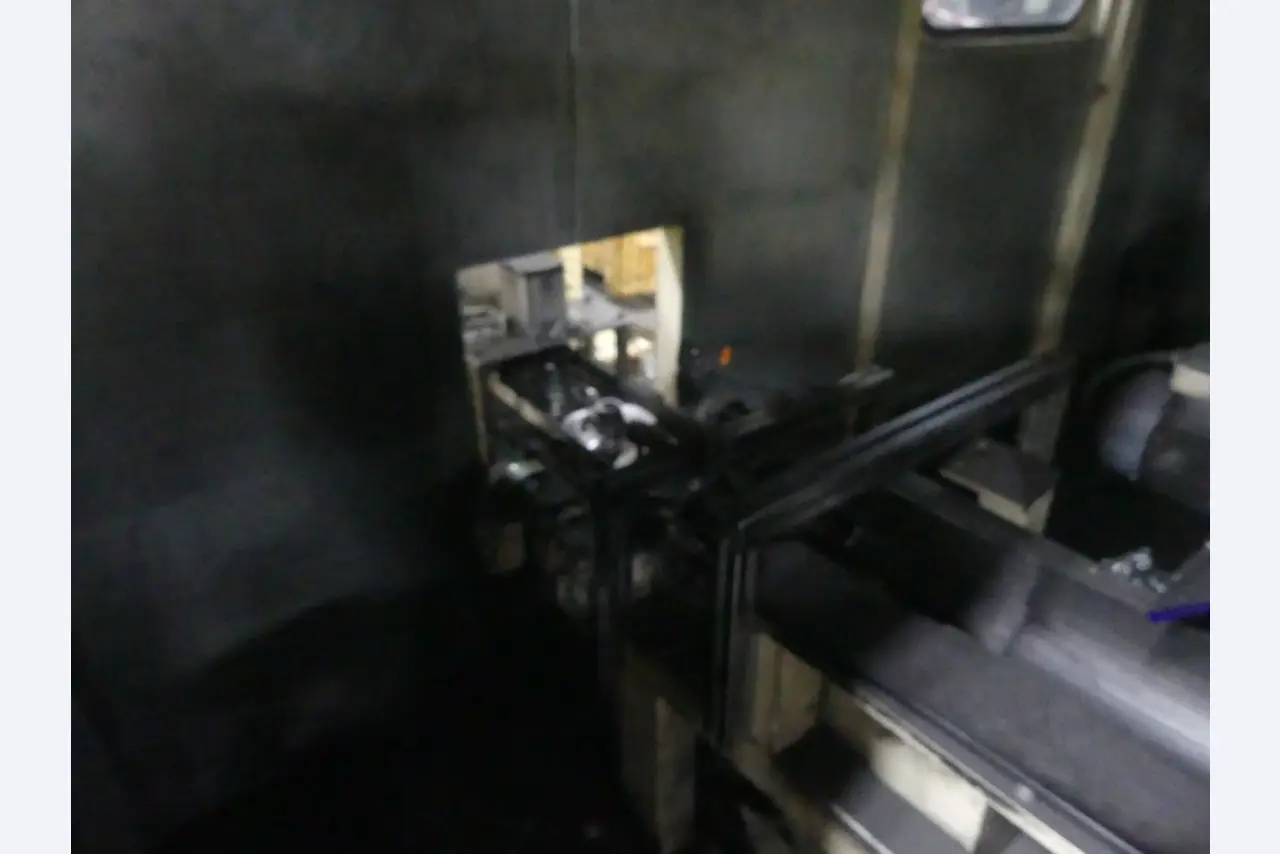 Machining centers, metalworking machines and production lines from the automotive industry-3