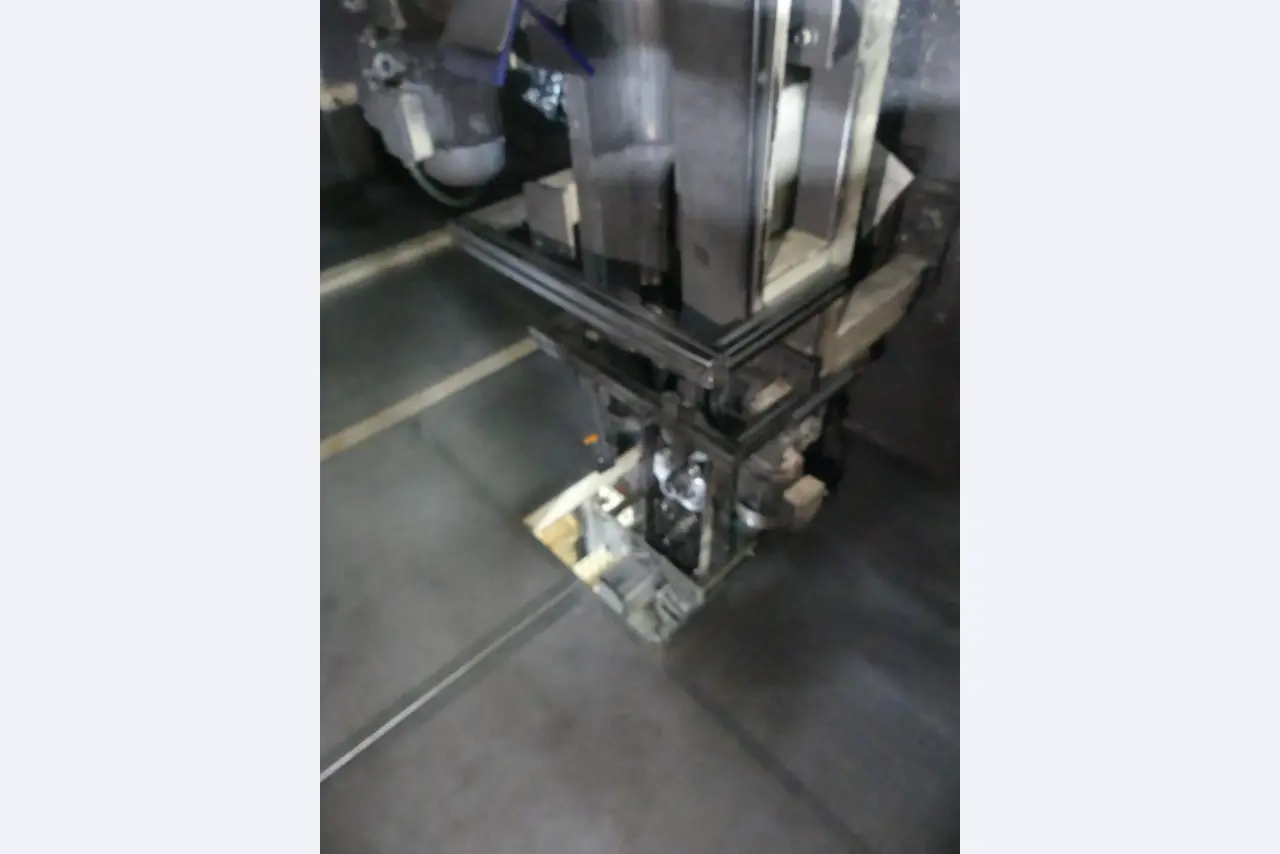 Machining centers, metalworking machines and production lines from the automotive industry-4