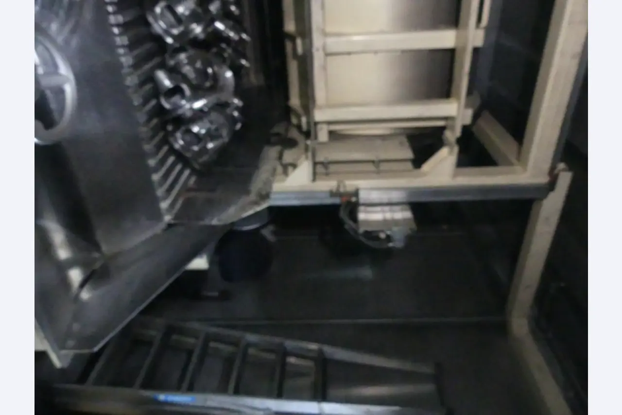 Machining centers, metalworking machines and production lines from the automotive industry-7