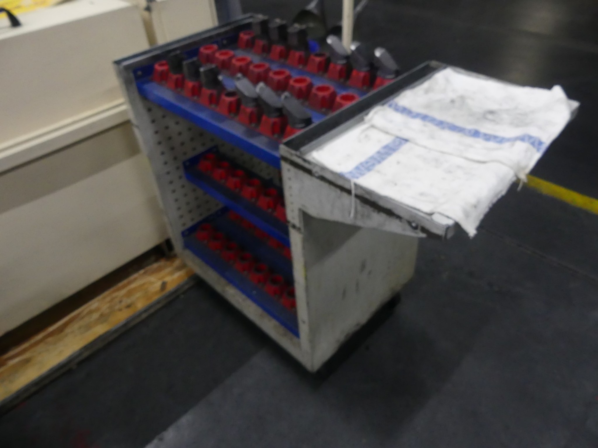 Machining centers, metalworking machines and production lines from the automotive industry-2