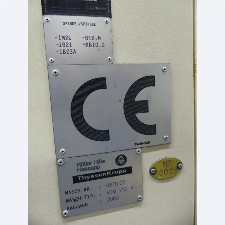 Bearbeitungszentren, metallbearbeitende Maschinen und Produktionslinen aus der Automobilindustrie-4