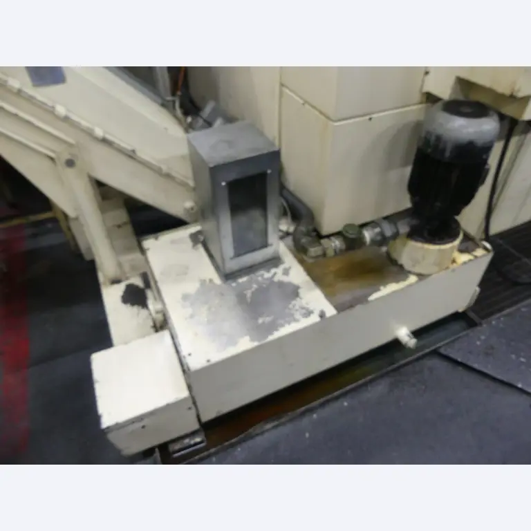 Bearbeitungszentren, metallbearbeitende Maschinen und Produktionslinen aus der Automobilindustrie-7