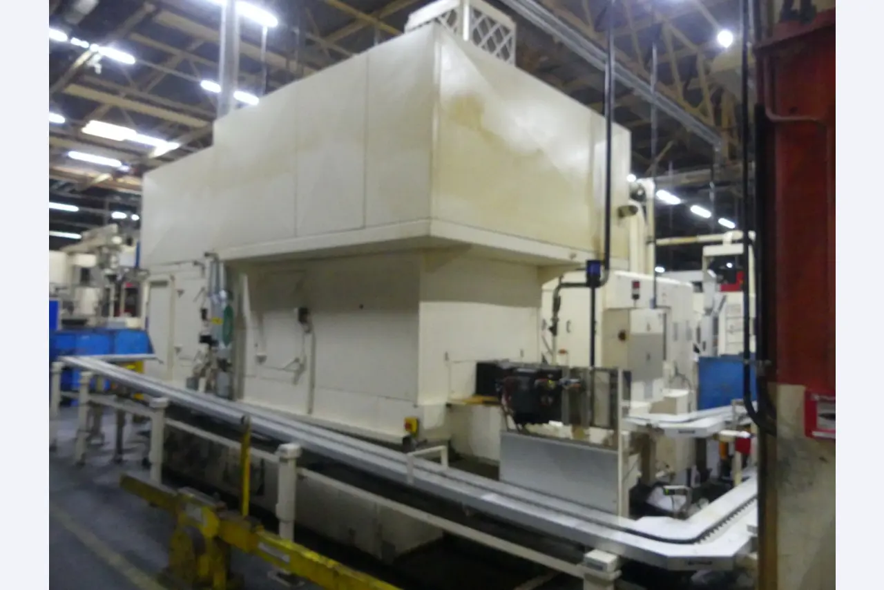 Bearbeitungszentren, metallbearbeitende Maschinen und Produktionslinen aus der Automobilindustrie-1