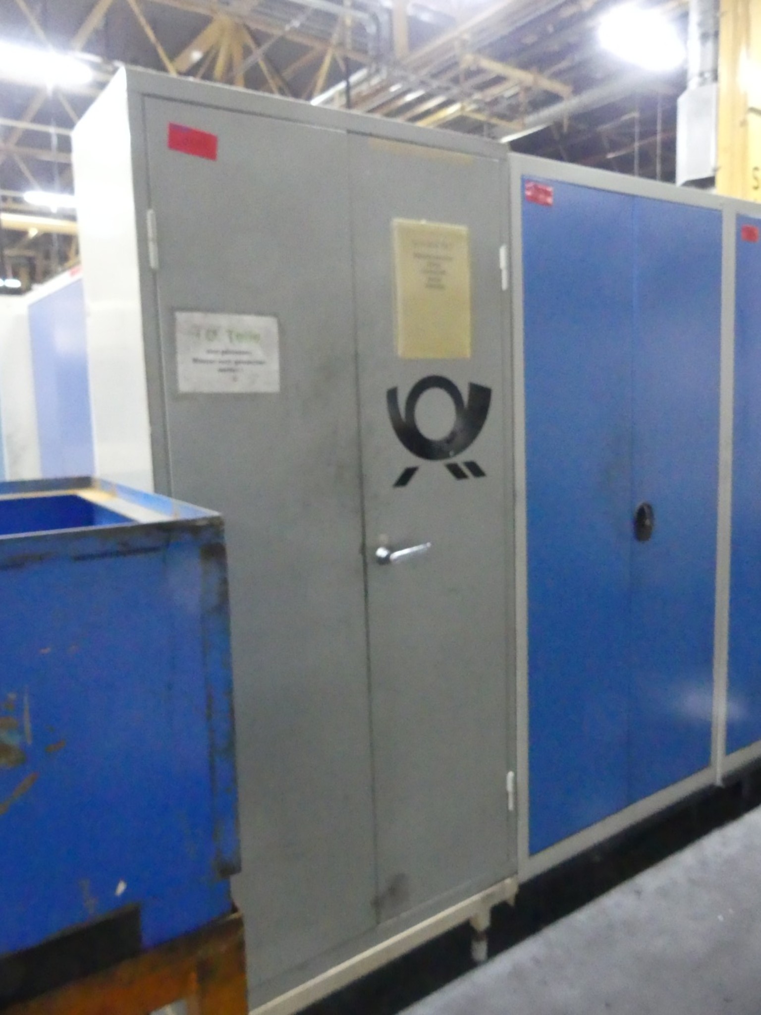 Centros de maquinagem, máquinas para trabalhar metais e linhas de produção da indústria automóvel-1