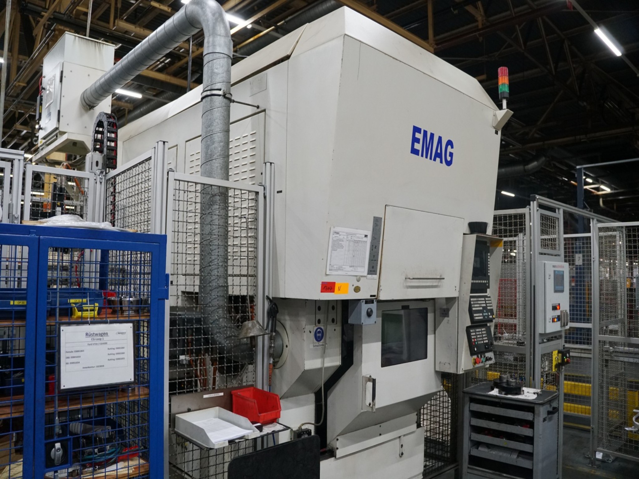 Centres d'usinage, machines d'usinage des métaux et lignes de production de l'industrie automobile-2