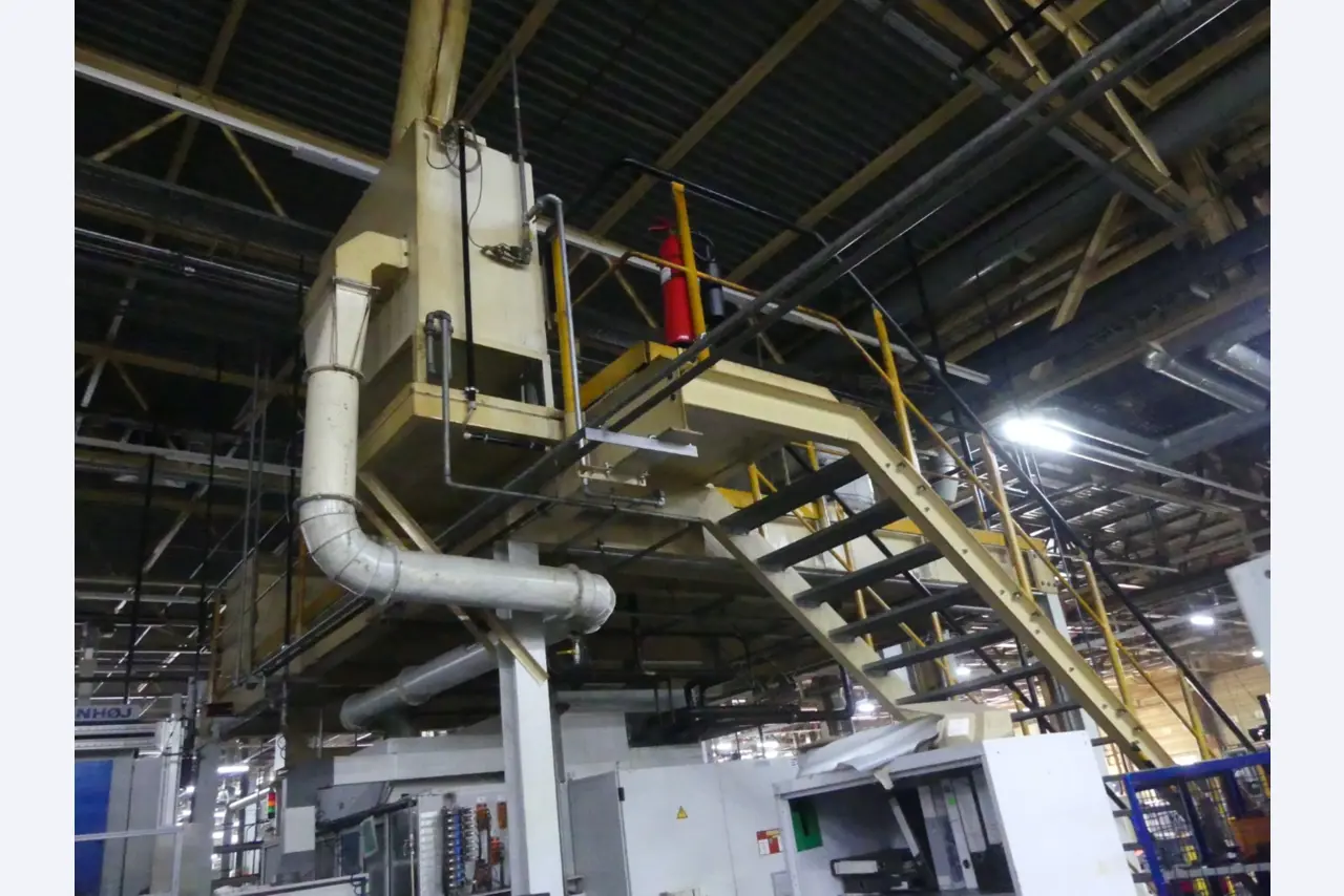 Centres d'usinage, machines d'usinage des métaux et lignes de production de l'industrie automobile-9