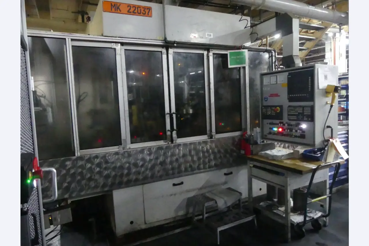Centres d'usinage, machines d'usinage des métaux et lignes de production de l'industrie automobile-1