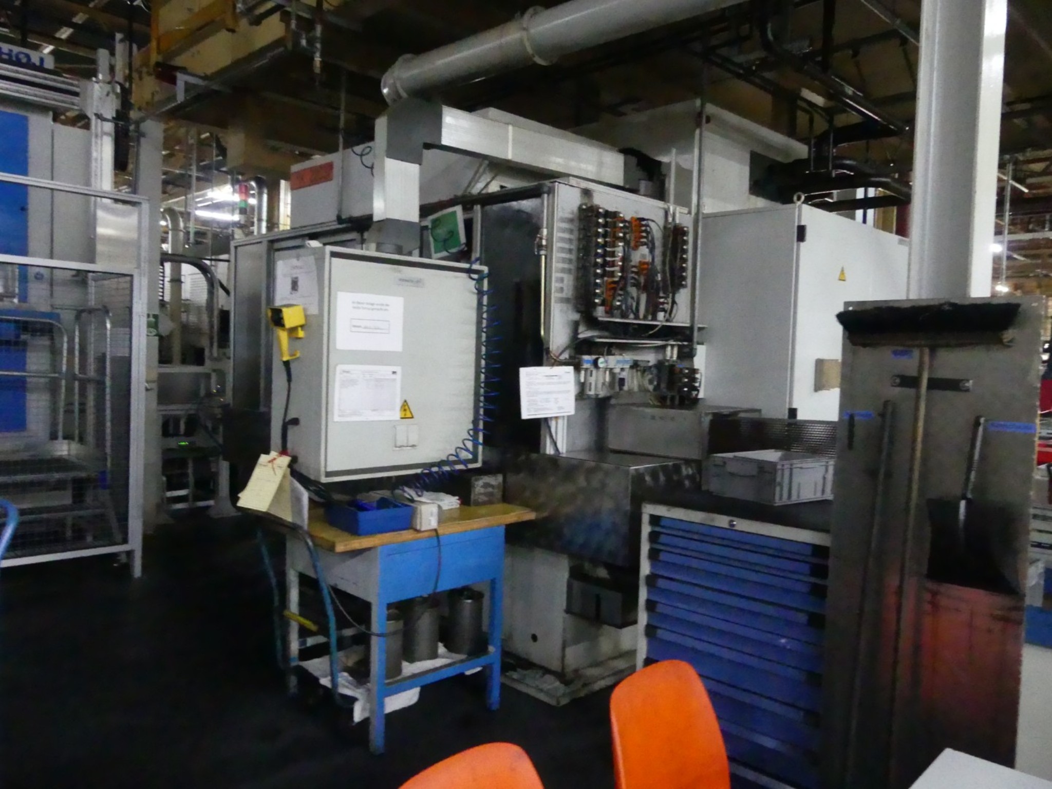 Centres d'usinage, machines d'usinage des métaux et lignes de production de l'industrie automobile-7