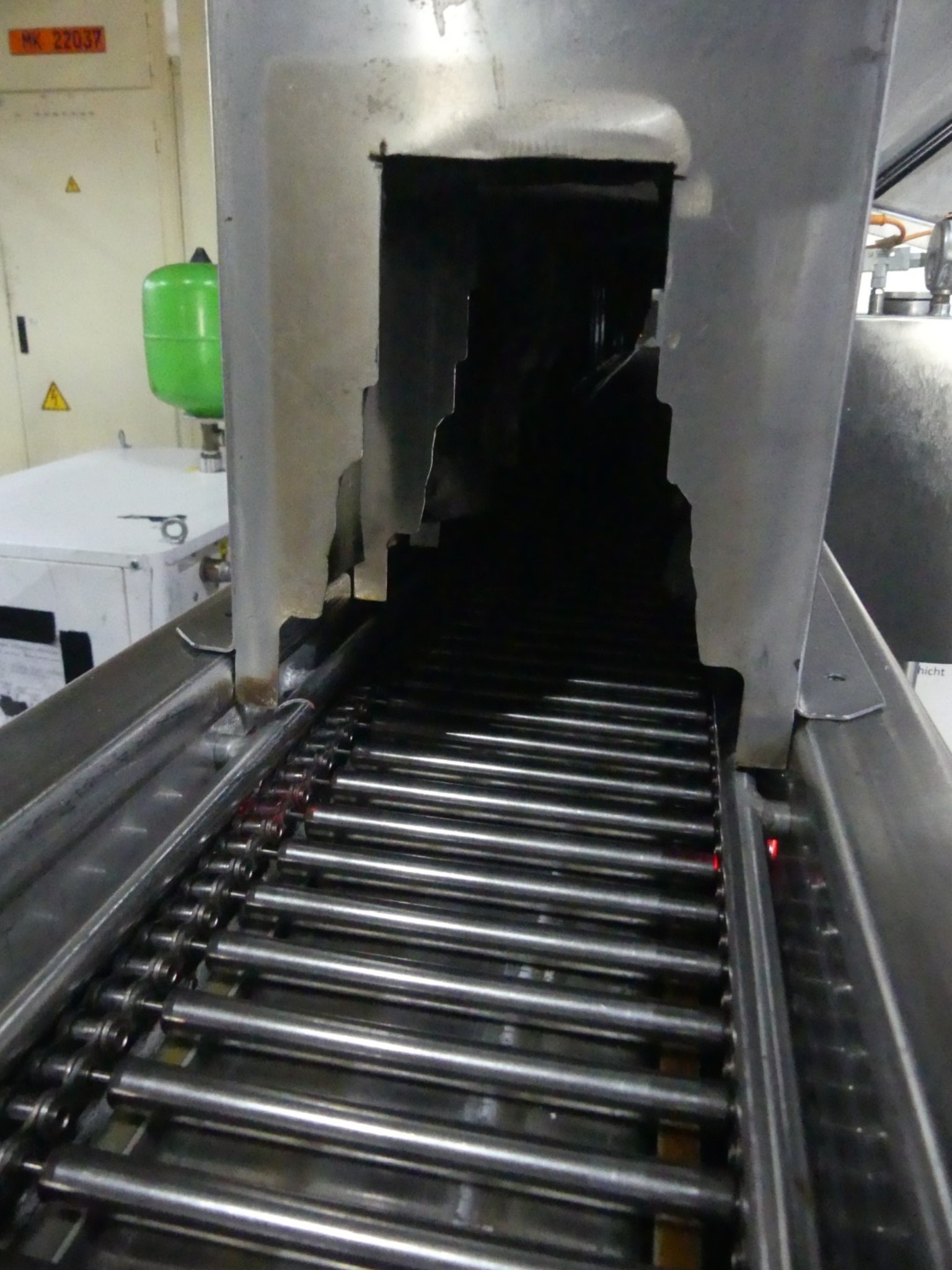 Centres d'usinage, machines d'usinage des métaux et lignes de production de l'industrie automobile-3