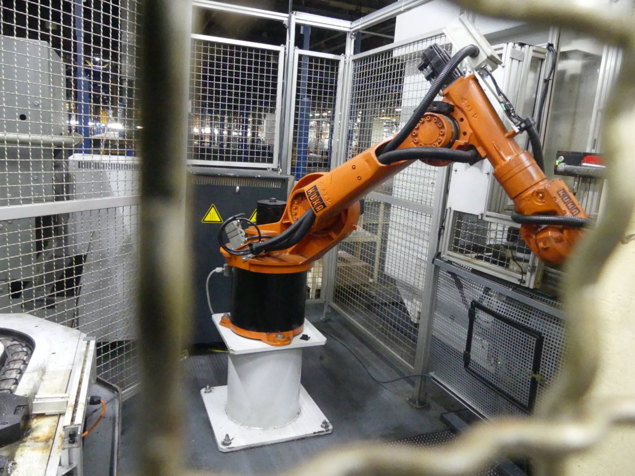 Centres d'usinage, machines d'usinage des métaux et lignes de production de l'industrie automobile-6