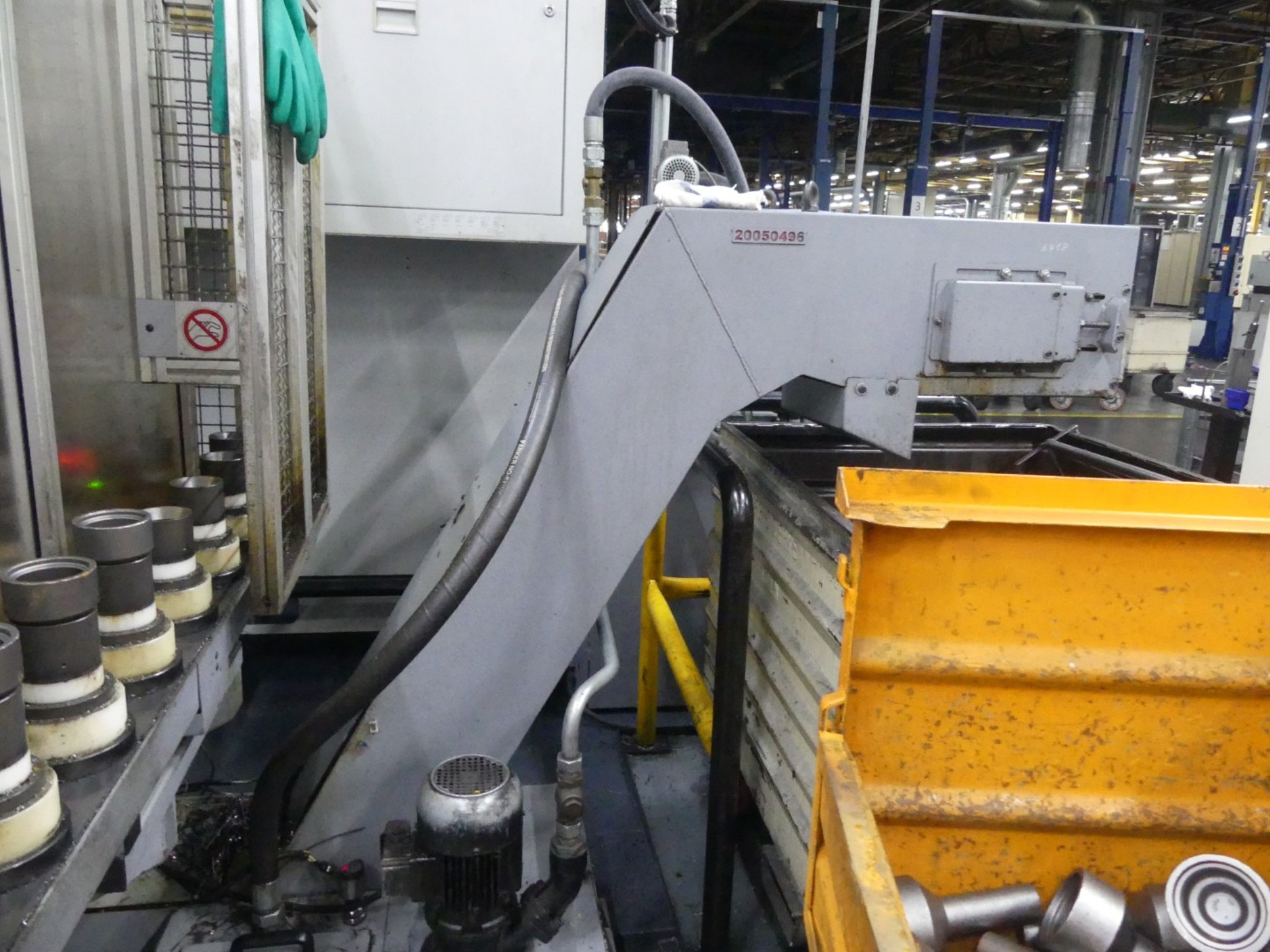 Centres d'usinage, machines d'usinage des métaux et lignes de production de l'industrie automobile-8