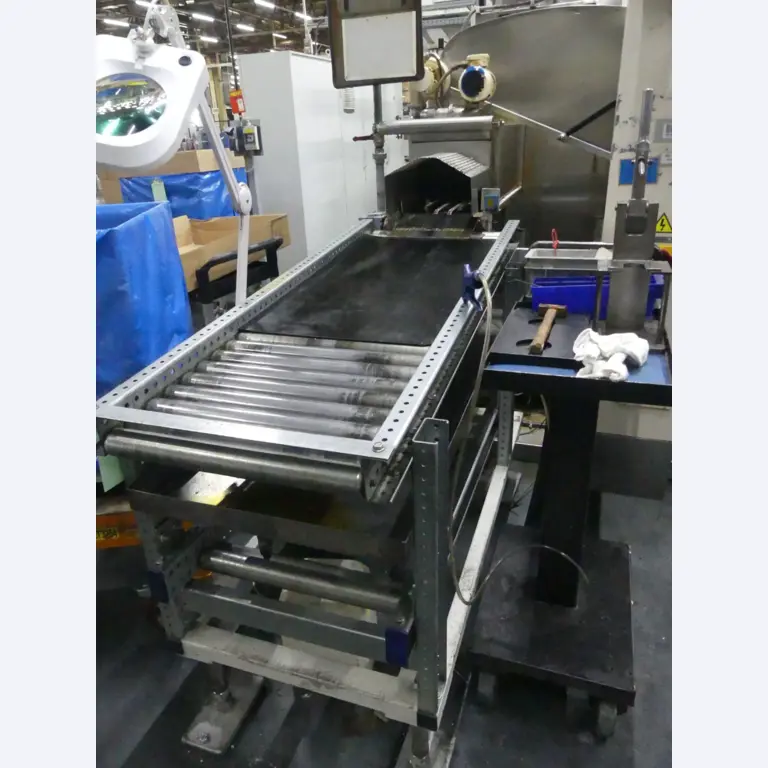 Centres d'usinage, machines d'usinage des métaux et lignes de production de l'industrie automobile-4
