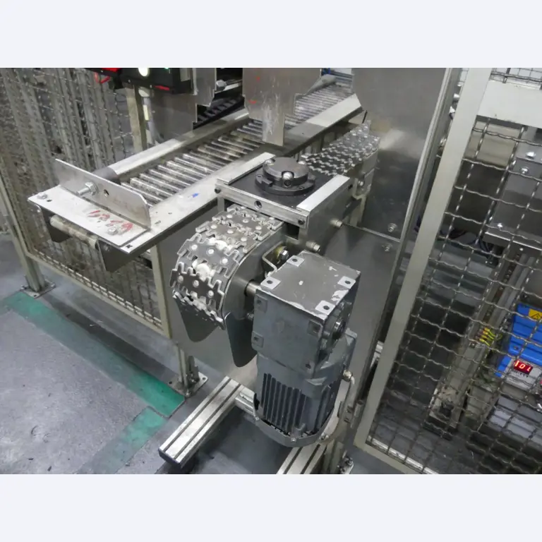 Centres d'usinage, machines d'usinage des métaux et lignes de production de l'industrie automobile-5