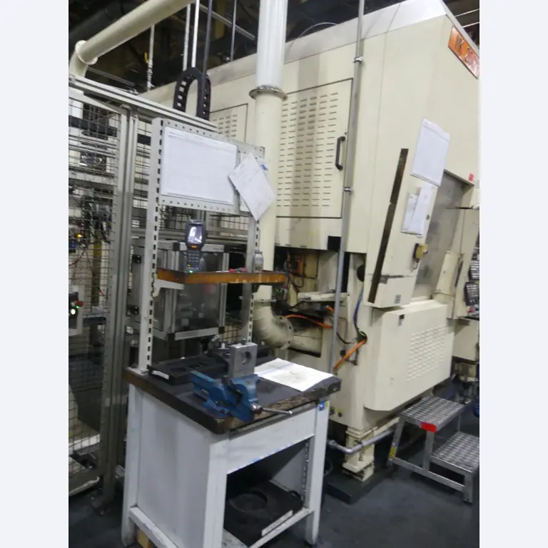 Centres d'usinage, machines d'usinage des métaux et lignes de production de l'industrie automobile-9
