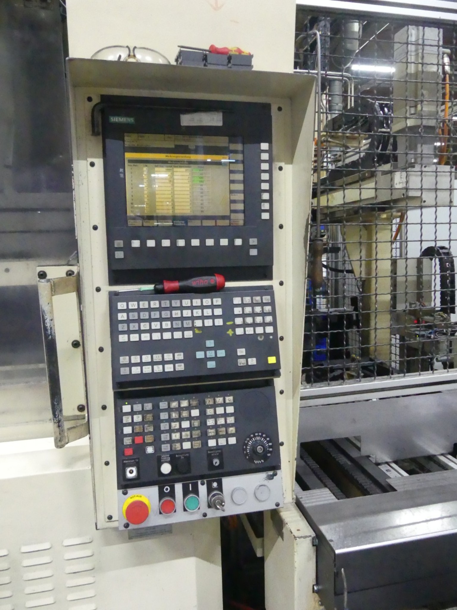 Centres d'usinage, machines d'usinage des métaux et lignes de production de l'industrie automobile-7