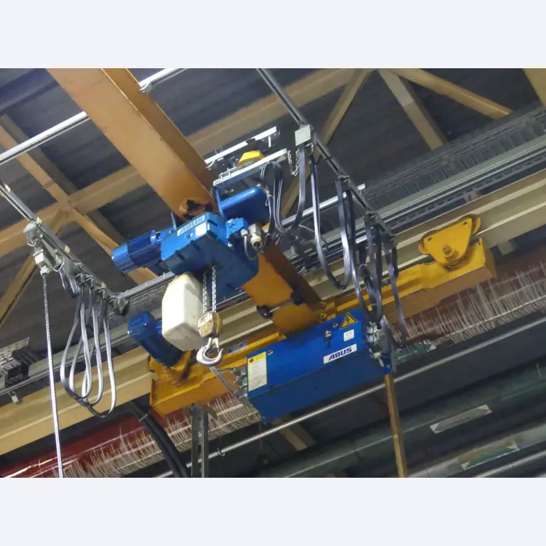 Centres d'usinage, machines d'usinage des métaux et lignes de production de l'industrie automobile-3