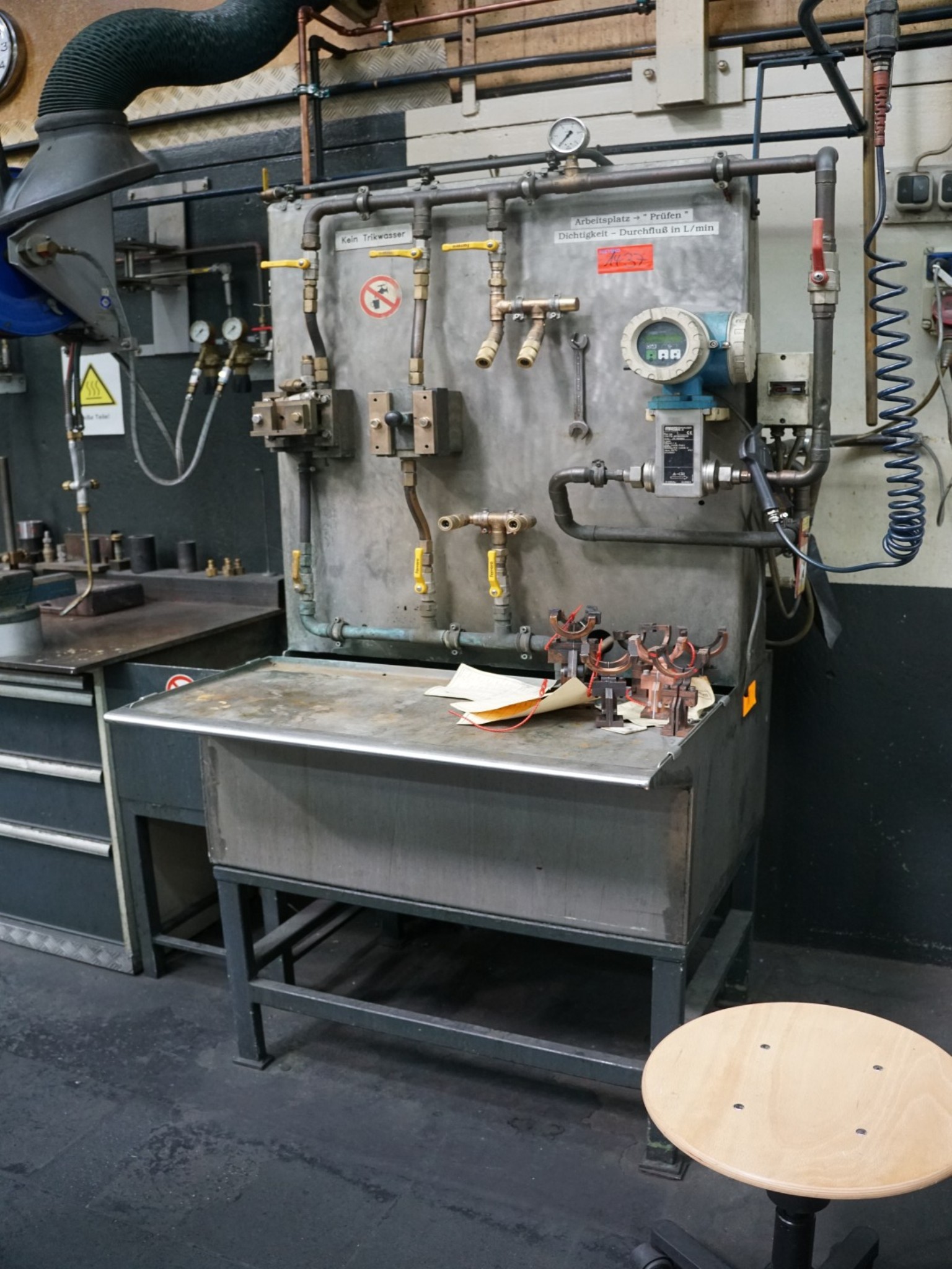 Machining centers, metalworking machines and production lines from the automotive industry-1