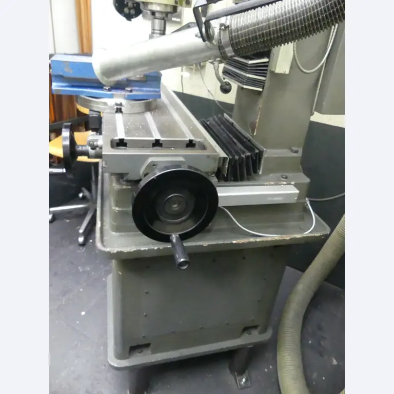 Centres d'usinage, machines d'usinage des métaux et lignes de production de l'industrie automobile-7