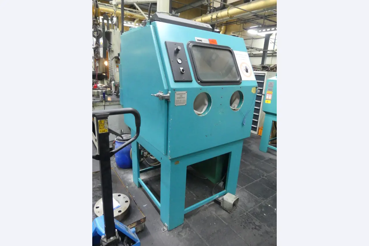 Centres d'usinage, machines d'usinage des métaux et lignes de production de l'industrie automobile-2