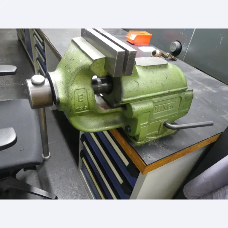 Centres d'usinage, machines d'usinage des métaux et lignes de production de l'industrie automobile-3