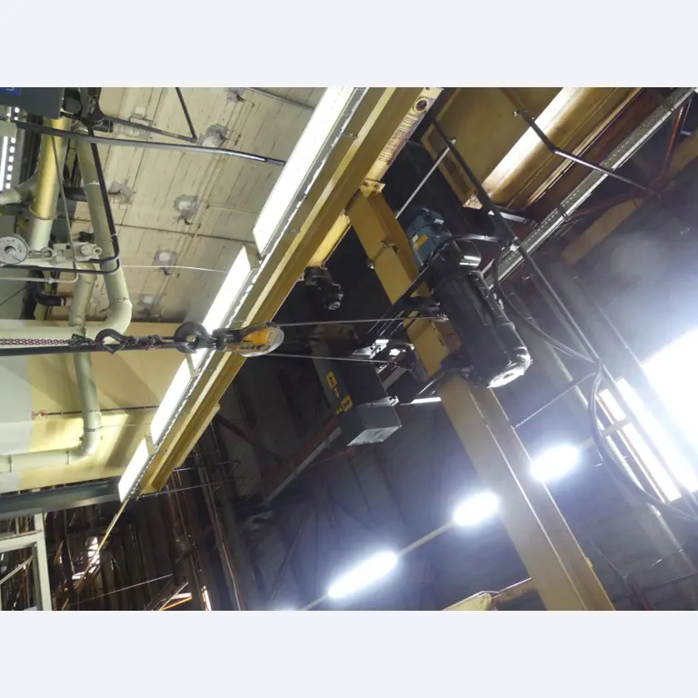 Centres d'usinage, machines d'usinage des métaux et lignes de production de l'industrie automobile-3