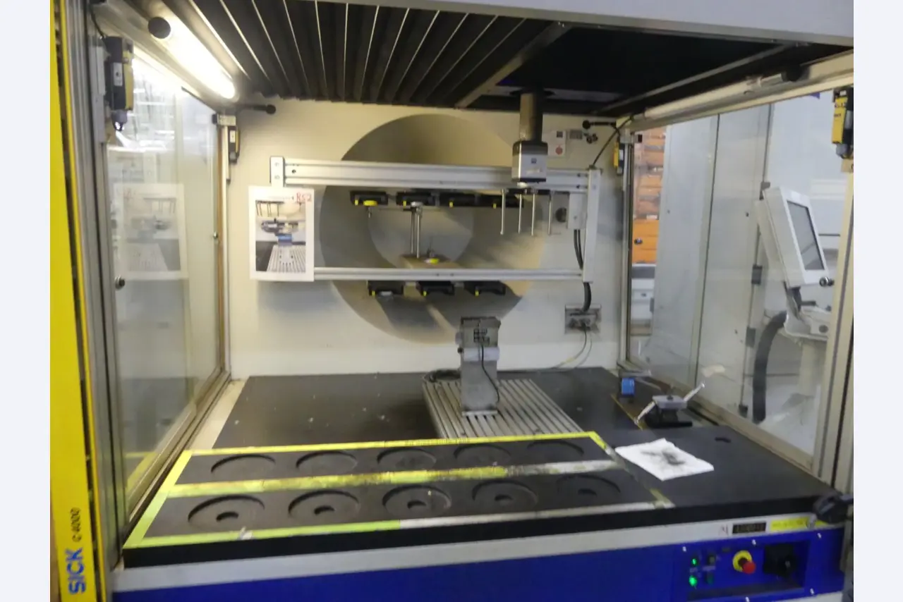 Centres d'usinage, machines d'usinage des métaux et lignes de production de l'industrie automobile-2