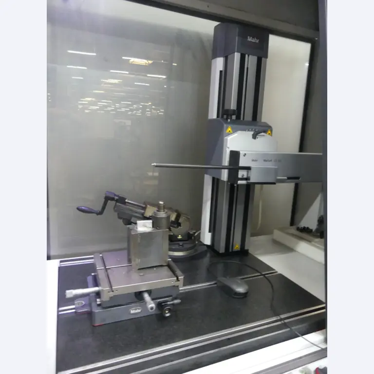 Centres d'usinage, machines d'usinage des métaux et lignes de production de l'industrie automobile-2