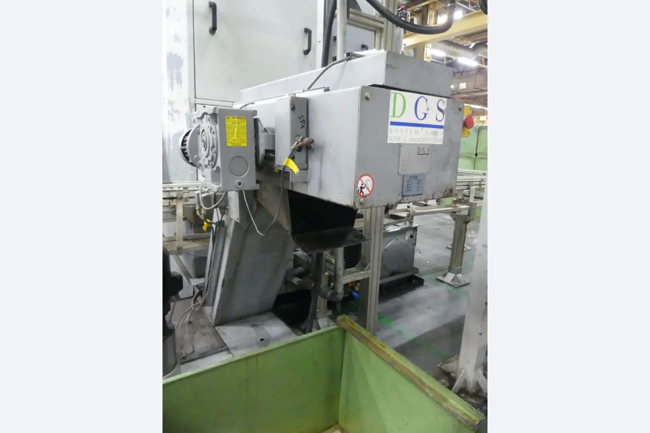 Centres d'usinage, machines d'usinage des métaux et lignes de production de l'industrie automobile-8