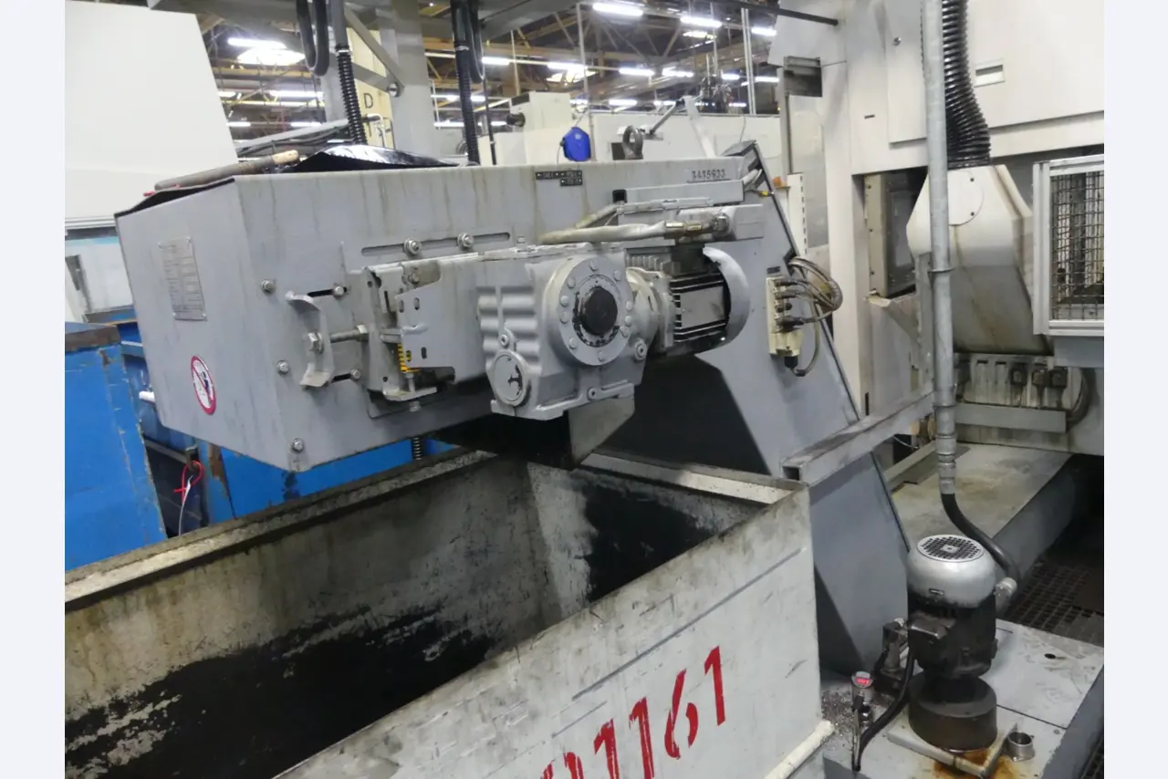Centres d'usinage, machines d'usinage des métaux et lignes de production de l'industrie automobile-9