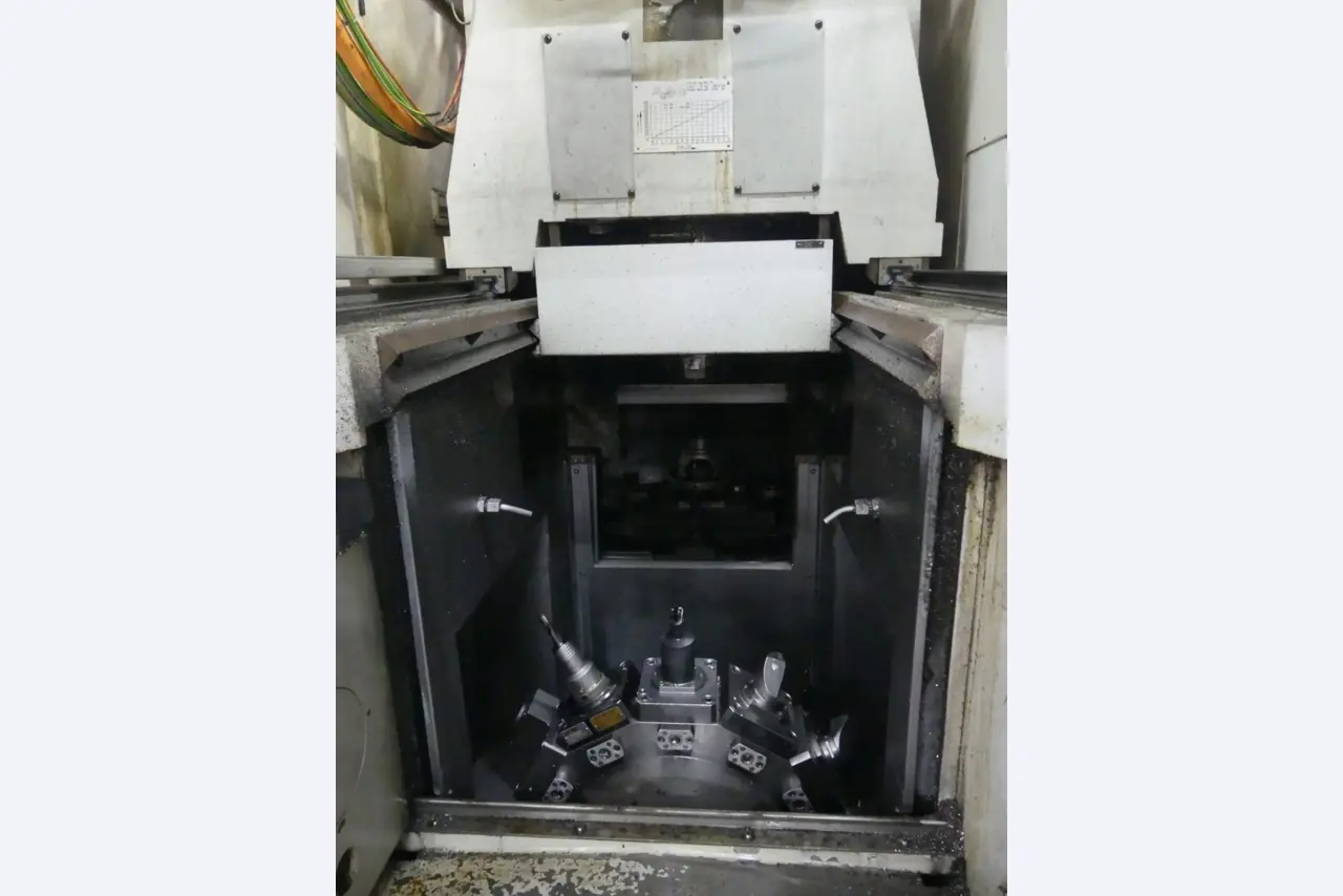 Centres d'usinage, machines d'usinage des métaux et lignes de production de l'industrie automobile-4