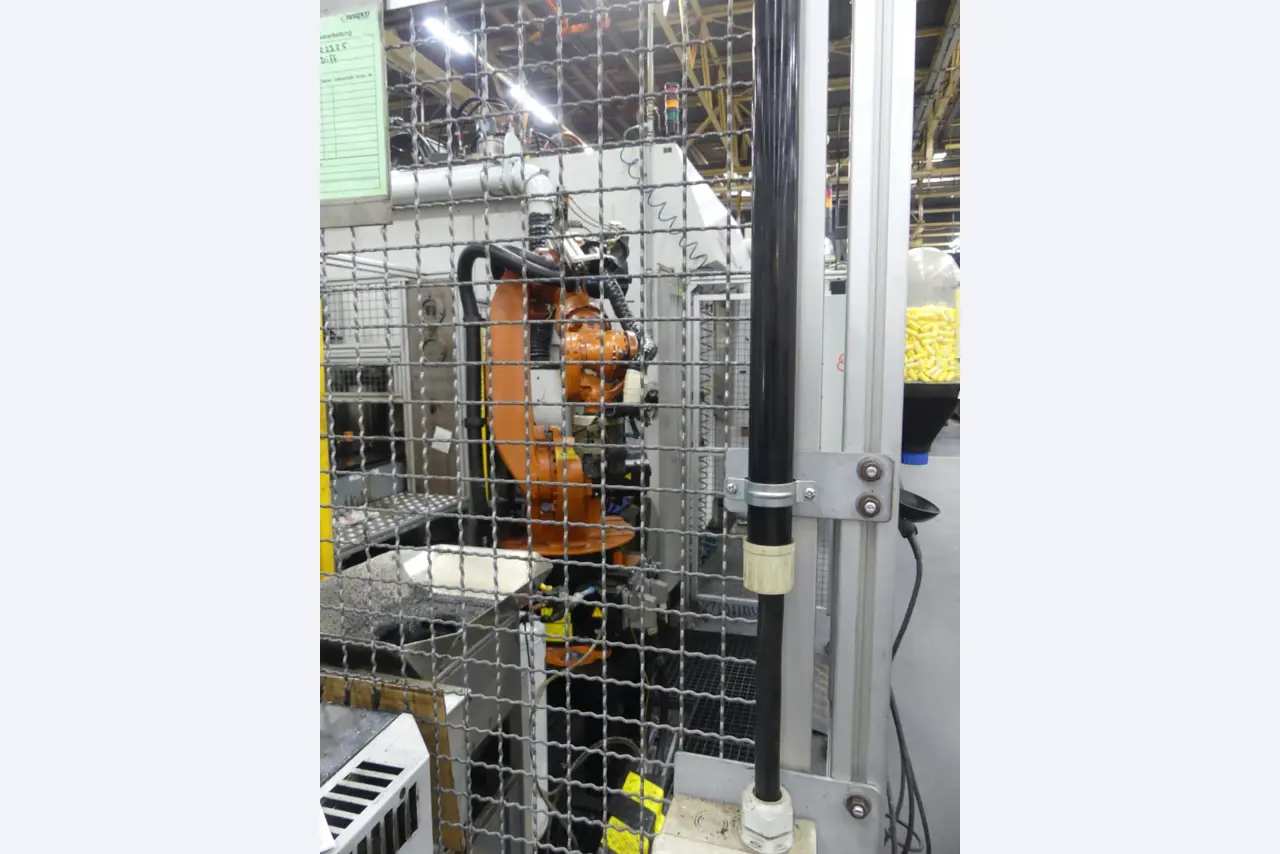 Centres d'usinage, machines d'usinage des métaux et lignes de production de l'industrie automobile-1