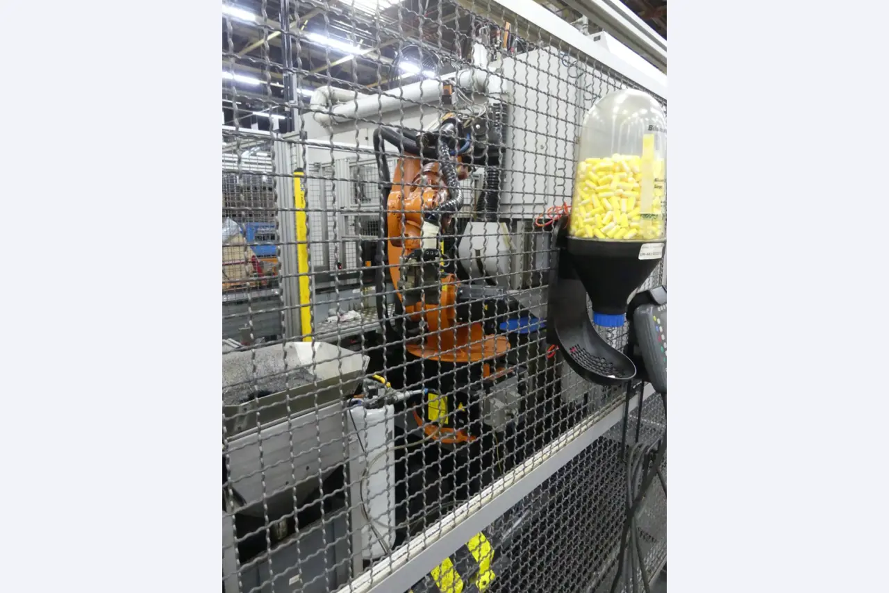 Centres d'usinage, machines d'usinage des métaux et lignes de production de l'industrie automobile-2