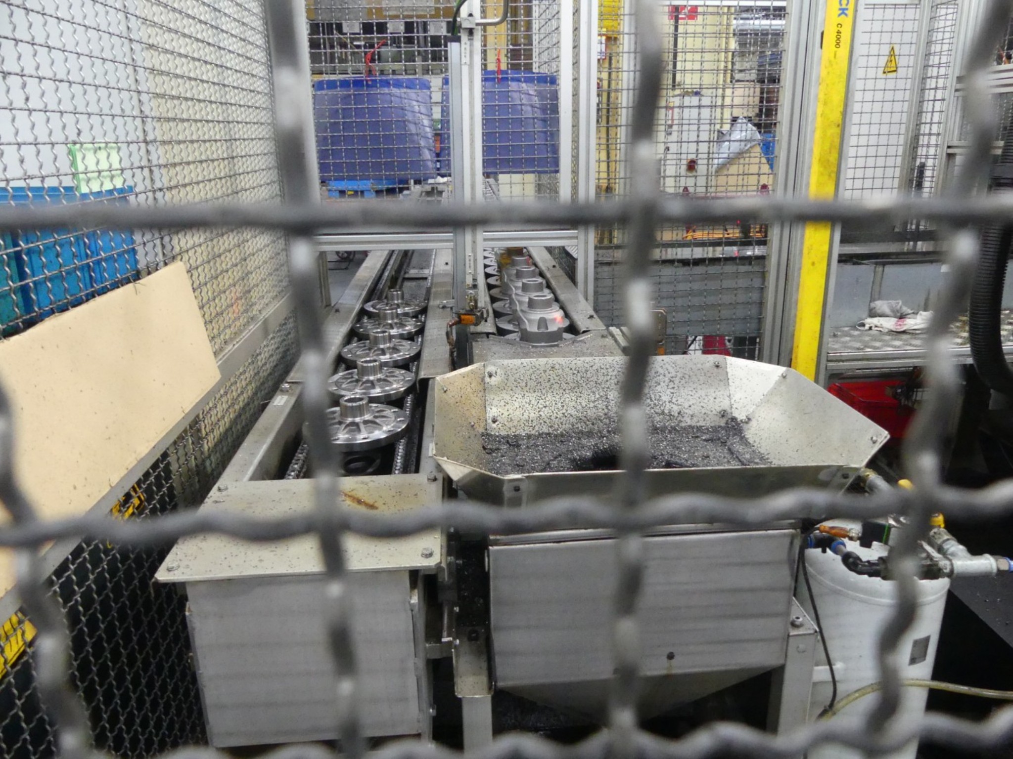 Centres d'usinage, machines d'usinage des métaux et lignes de production de l'industrie automobile-5