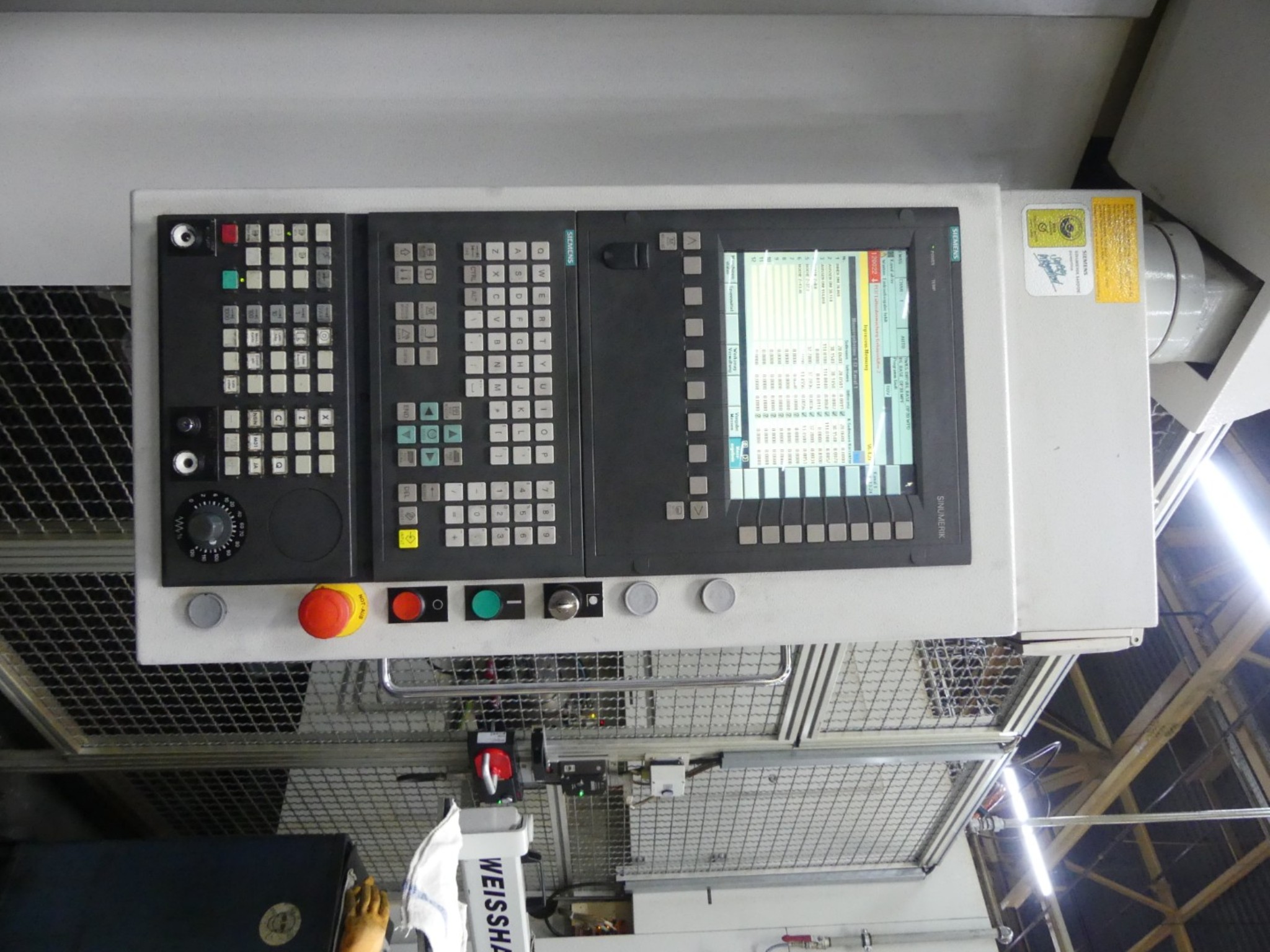 Centres d'usinage, machines d'usinage des métaux et lignes de production de l'industrie automobile-3