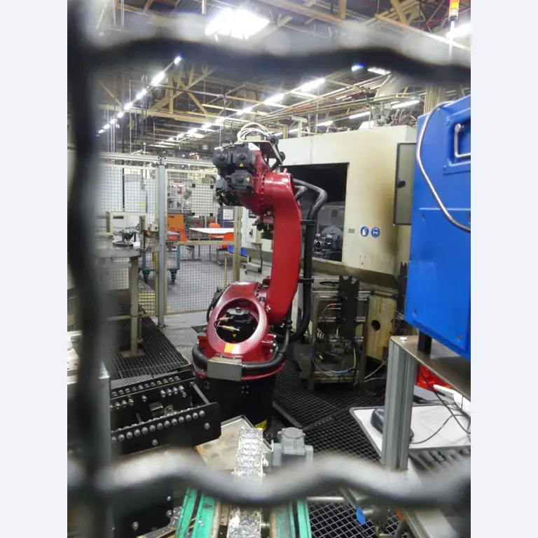 Centres d'usinage, machines d'usinage des métaux et lignes de production de l'industrie automobile-9
