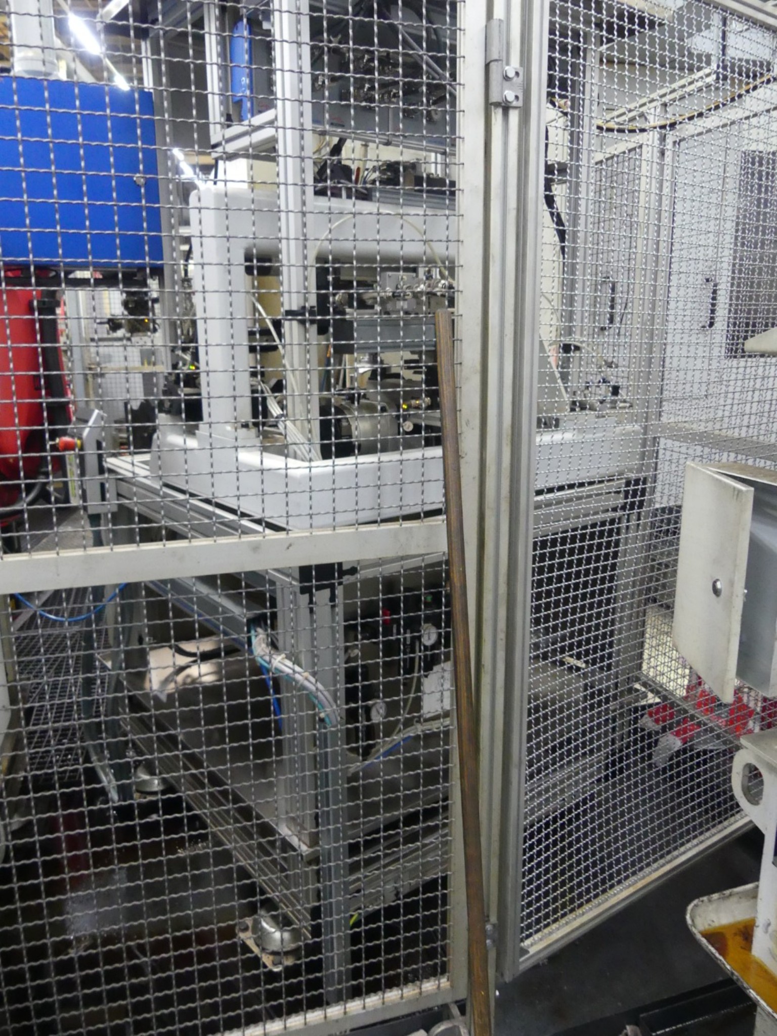 Centres d'usinage, machines d'usinage des métaux et lignes de production de l'industrie automobile-13
