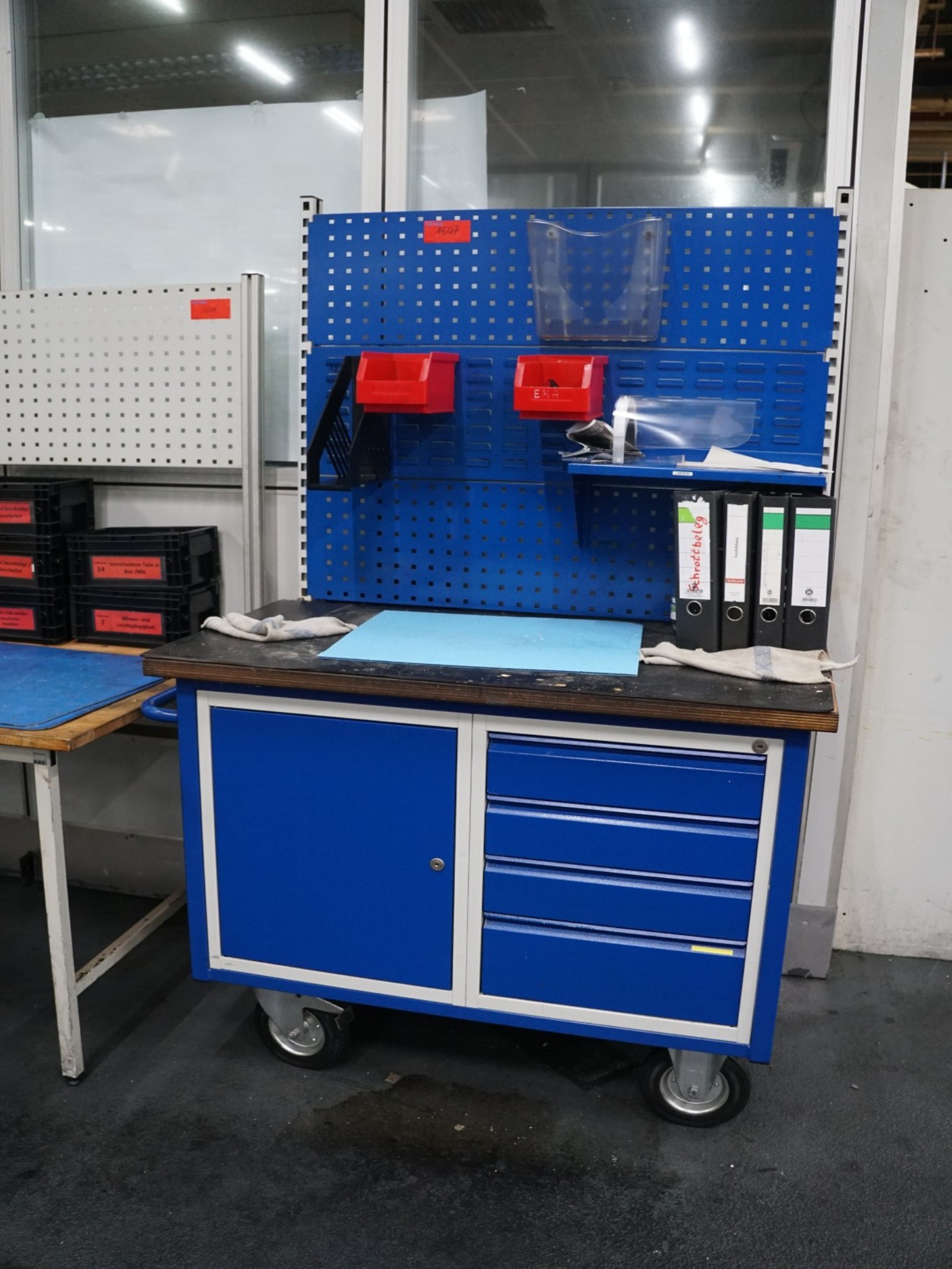 Centres d'usinage, machines d'usinage des métaux et lignes de production de l'industrie automobile-1