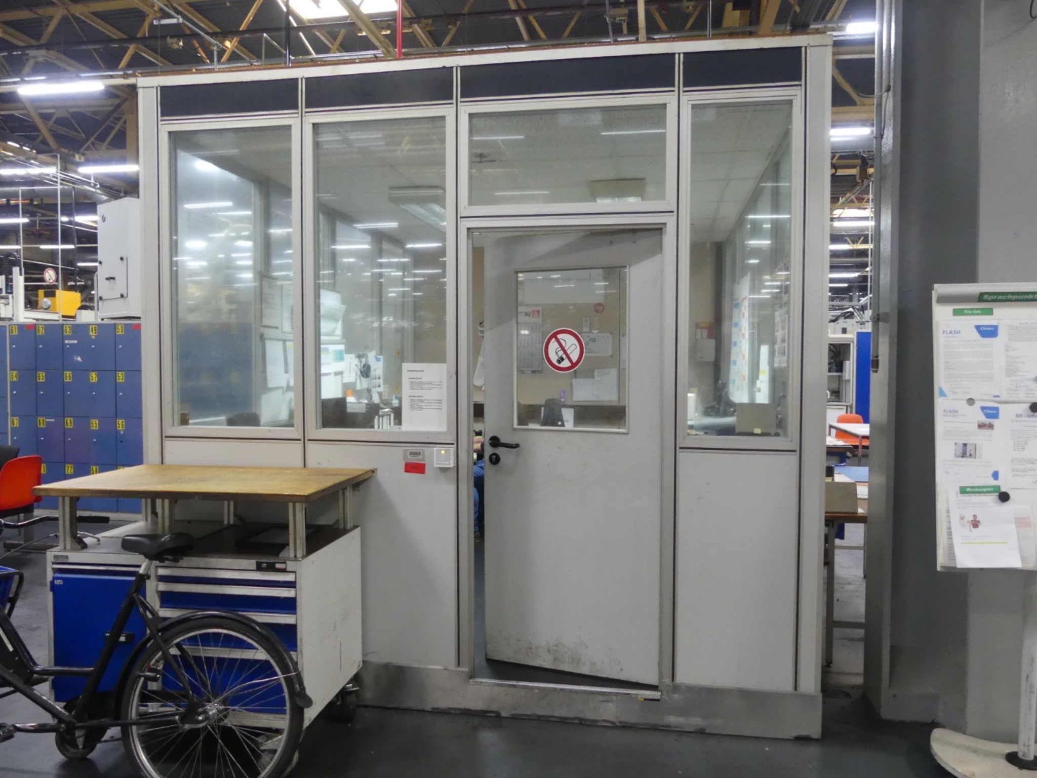 Centres d'usinage, machines d'usinage des métaux et lignes de production de l'industrie automobile-1
